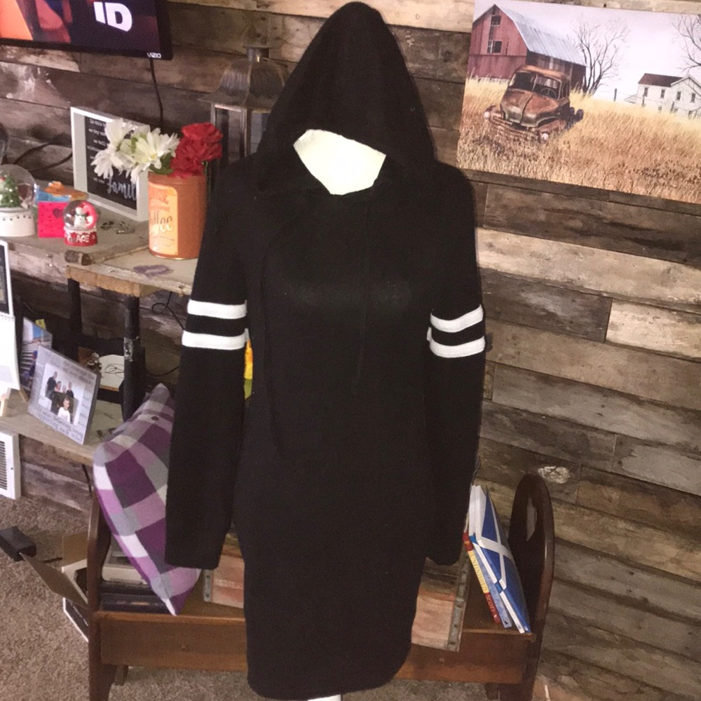 Rue 21 hooded sweater dress